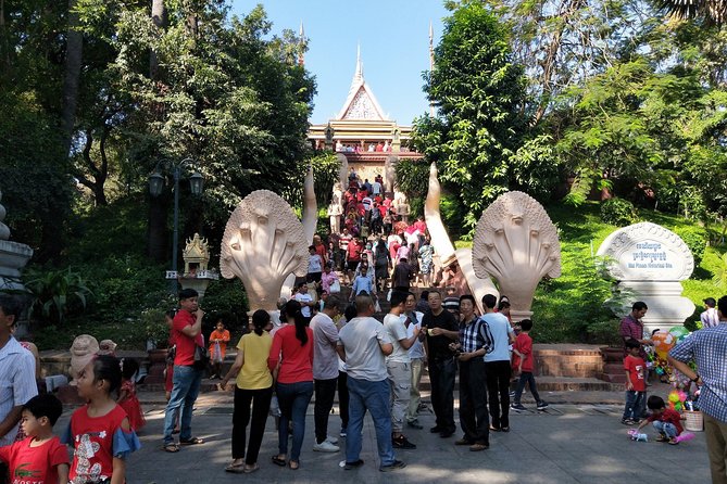 Phnom Penh Tour Guides - Accessibility and Additional Information