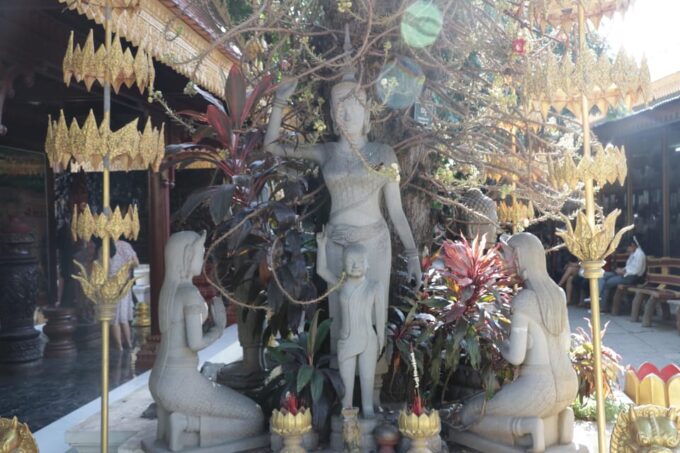 Phnom Penh Tour With Tuk Tuk English Spoken Guide - Frequently Asked Questions