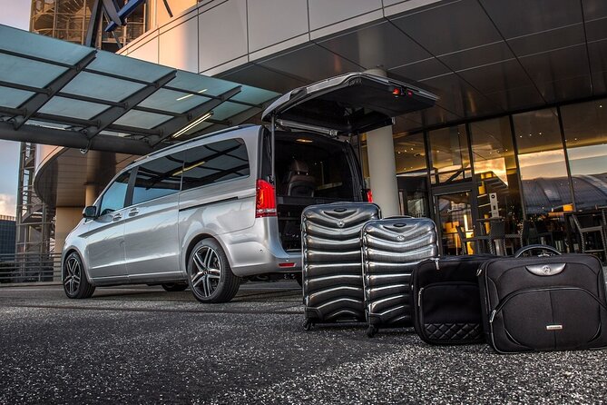 Phnom Penh Transfer - Hotel or Airport - Additional Services