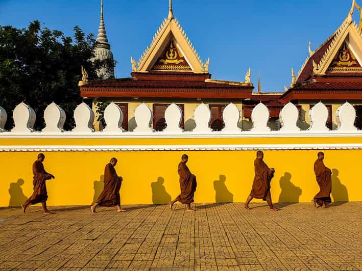 PhnomPenh: 2 Days of Richest History And Culture of the City - Good To Know