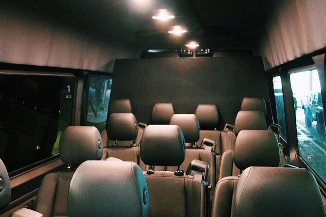 Phoenix Departure Chauffeur Driven Transport - Vehicle Amenities
