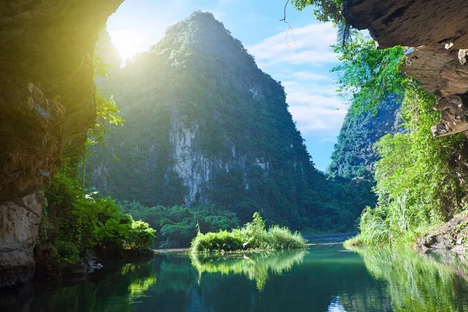 PHONG NHA & DARK Cave: Day Cave Tour in PHONG NHA - Booking and Pricing