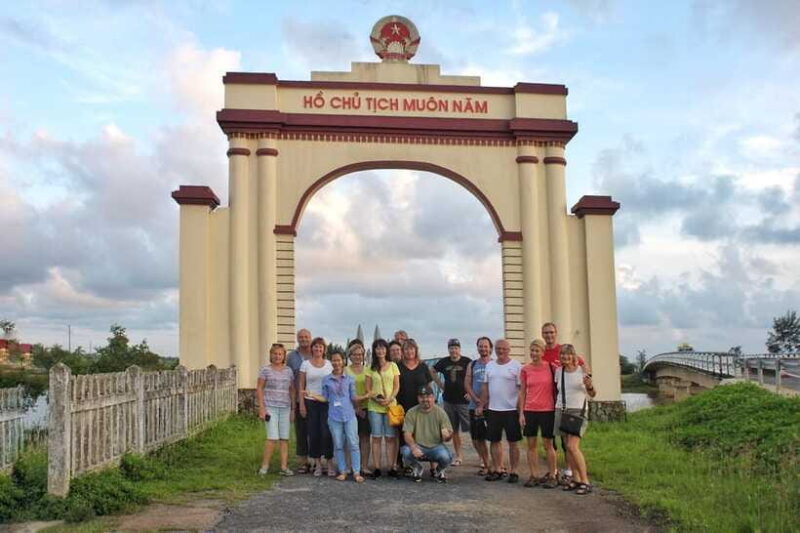 Phong Nha/Dong Hoi: DMZ Quang Tri, Vinh Moc Tunnels, Hue - Visiting the Ben Hai River and Hien Luong Bridge