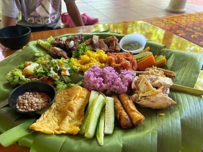 Phong Nha National Park Tour: Phong Nha Cave & Paradise Cave - Exploring Phong Nha Cave