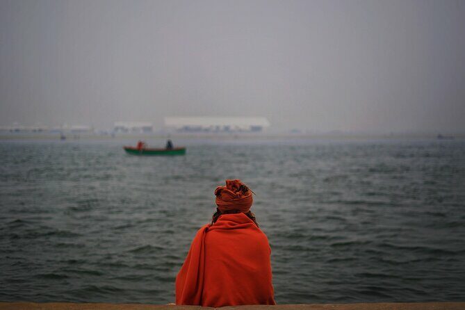 Photo Exploration of an Iconic and Spiritual City - Key Points