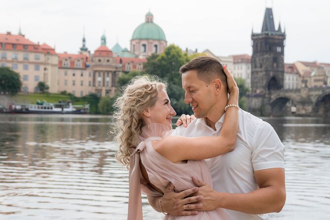 Photo Shoot for Couple in Prague - Meeting Point and Location