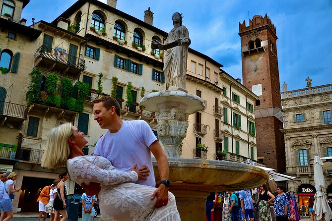Photo Shoot in Verona: Capture Your Love Story in Pictures - Meeting and Pickup Details