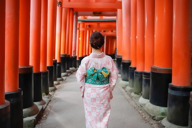 Photo Shoot With a Private Vacation Photographer in Kyoto, JAPAN - Explore Kyotos Enchanting Sights