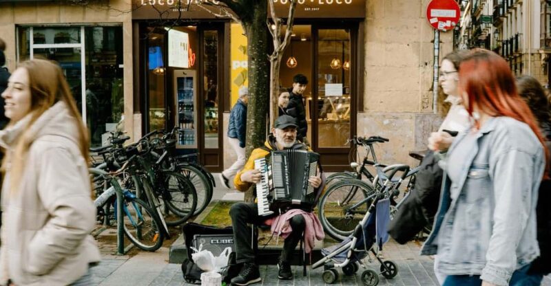 Photo Tour in San Sebastián as a Local Photographer - Key Points