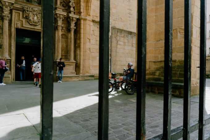 Photo Tour in San Sebastián as a Local Photographer - Booking and Cancellation Policy