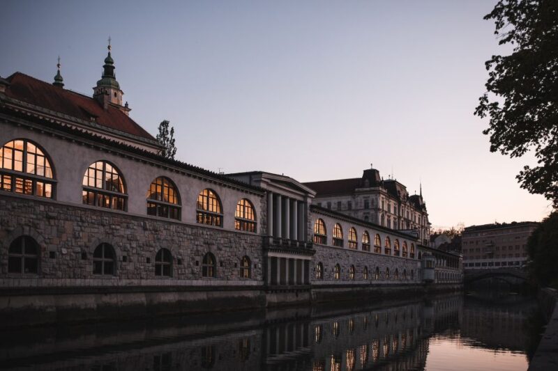Photo Tour: Ljubljana City of Lights - Booking Information