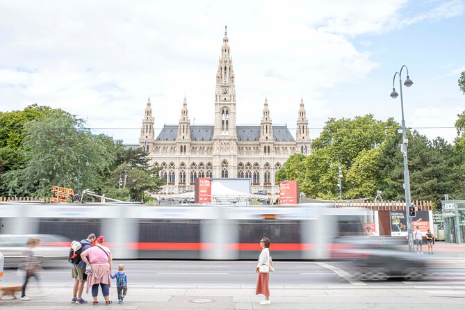 Photo Tour to the Most Beautiful Buildings in the City of Vienna - Tour Overview