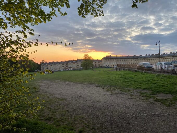 Photo Tours in Bath: Walking Tour With Local Expert Guide - Cancellation Policy