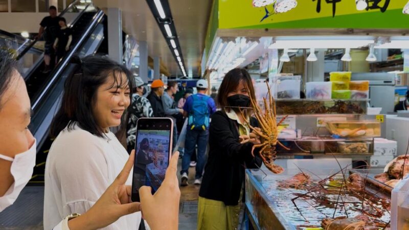 Photogenic Barbeque in Naha - Capturing the Perfect Sunset Shot