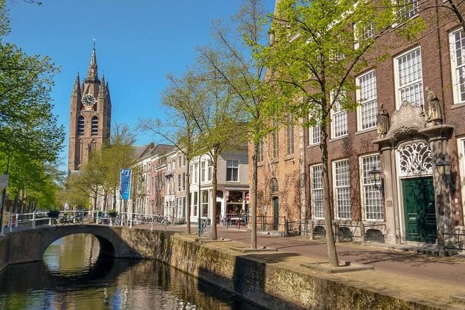 Photographic Tour in Delft Historical Center - Operational Details