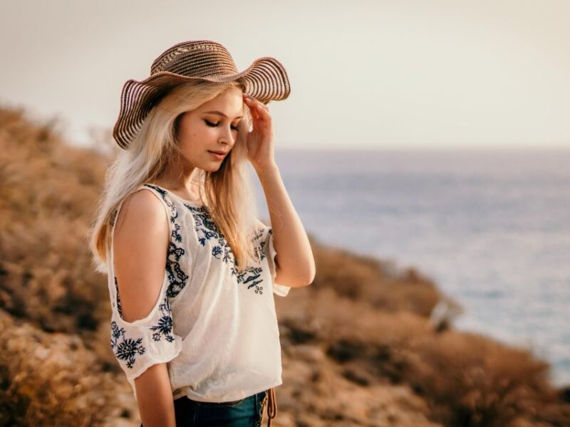 Photography in Tenerife: Crafting Elegant Visual Narratives - Posing and Lifestyle Photography