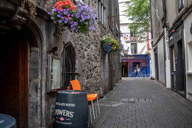 Photography Tour of Galway With an Instagram Influencer - Accessibility and Participation