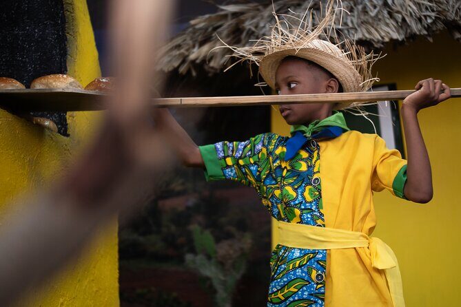 Photoshoot Activity with Traditional Curacao Attire - Who Will Love This Experience?