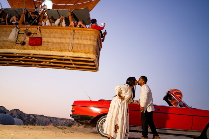 Photoshoot Experience in Cappadocia With Flying Dress - Capturing Unforgettable Memories