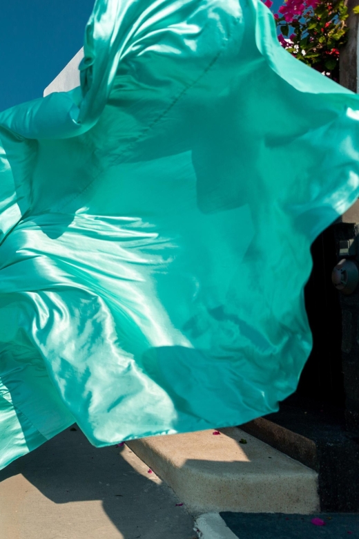 Photoshoot in Santorini With Flying Dress - Highlights of the Experience
