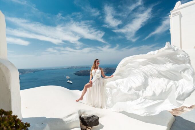 Photoshoot in Santorini With Flying Dress - Personal Assistant Support