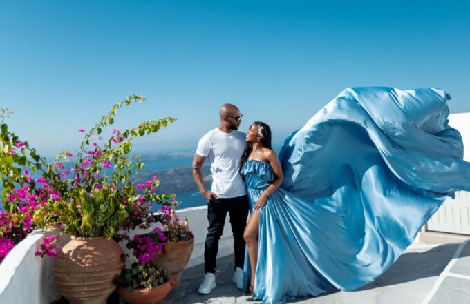 Photoshoot in Santorini With Flying Dress - Delivery of Processed Photos