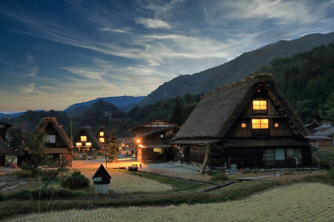 Photoshoot in Shirakawago/Takayama by Professional Photographer - Meeting and Pickup Details