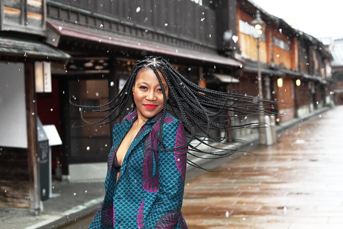 Photoshoot Session by Professional Photographer in Kanazawa - Whats Included in the Package