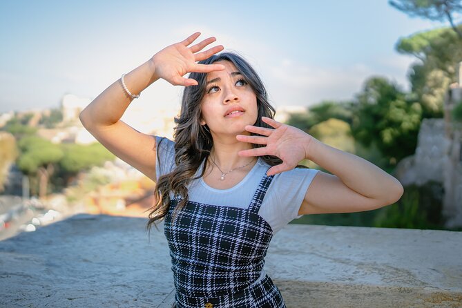 Photoshoot Tour in Rome With Professional Photographer - Logistics and Accessibility