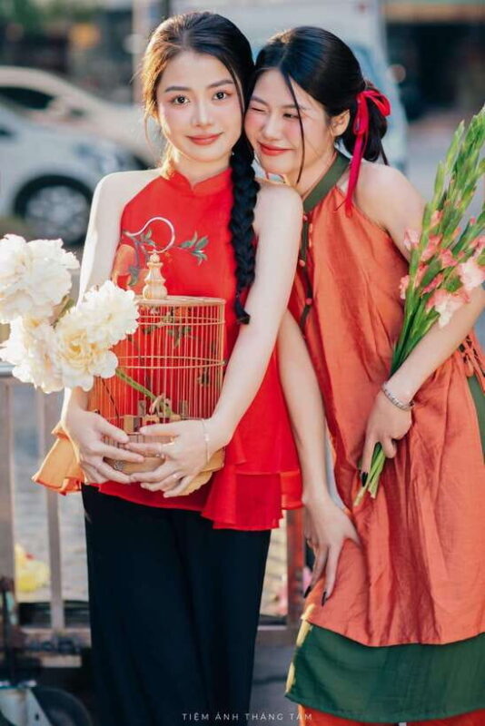 Photoshoot With A Talented Photographer Tour In Da Nang City - Tour Overview and Details