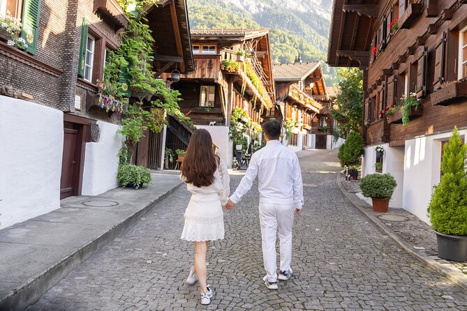Phototour Photoshoot at the Lake of Brienz, Iseltwald, Interlaken - Pricing and Availability