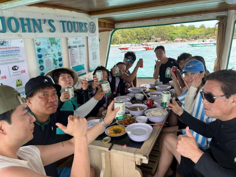 Phu Quoc: 3 Islands Trip – Xuong - Gam Ghi - May Rut Island - Lunch on Board