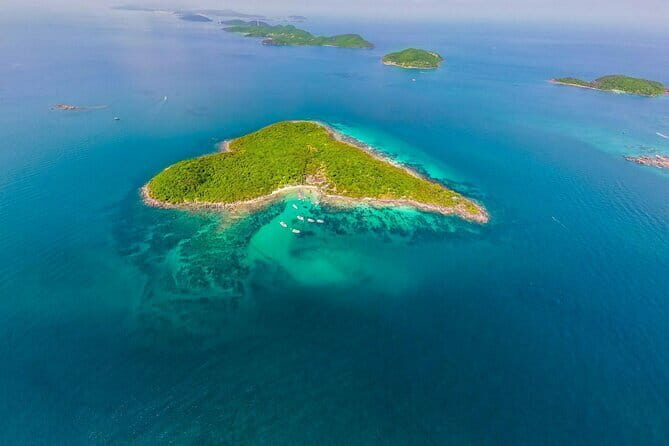 Phu Quoc 4 Islands Full Day Tour with cable car - A Day in Paradise: The Itinerary in Detail