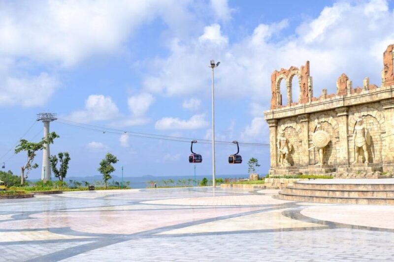 Phu Quoc: Discover Islands by Speedboat & Hon Thom Cable Car - Explore the Pearl Farming Farm