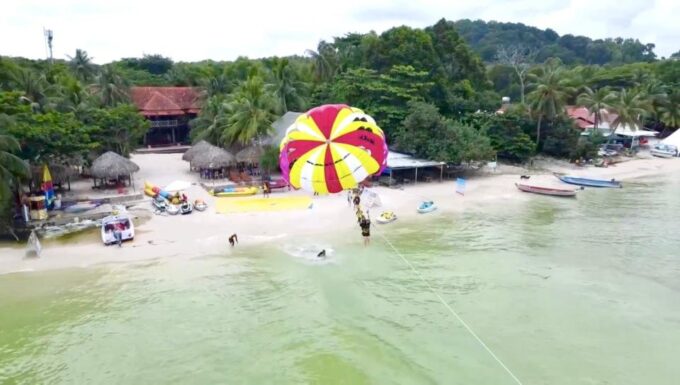 Phu Quoc: Explore 3 Islands & Exciting Parasailing Combo - Tour Inclusions and Exclusions