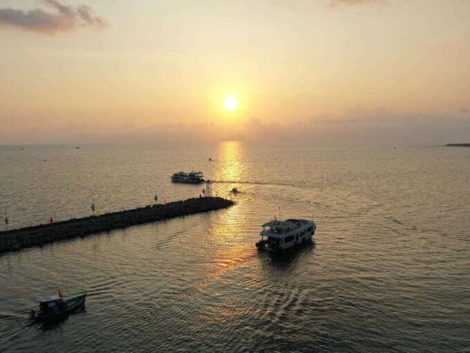 Phu Quoc: Night Squid Fishing Tour With Dinner - Frequently Asked Questions