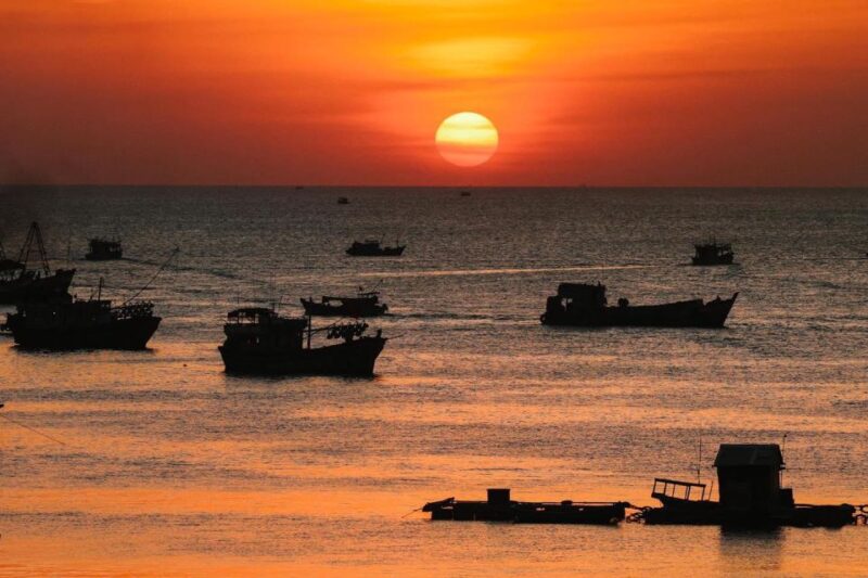 Phu Quoc: Squid Fishing Tour With Sunset Views & Dinner - Tour Details