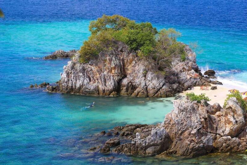 Phuket: 3 Khai Islands Snorkeling and Relaxation Tour - Khai Nai Island