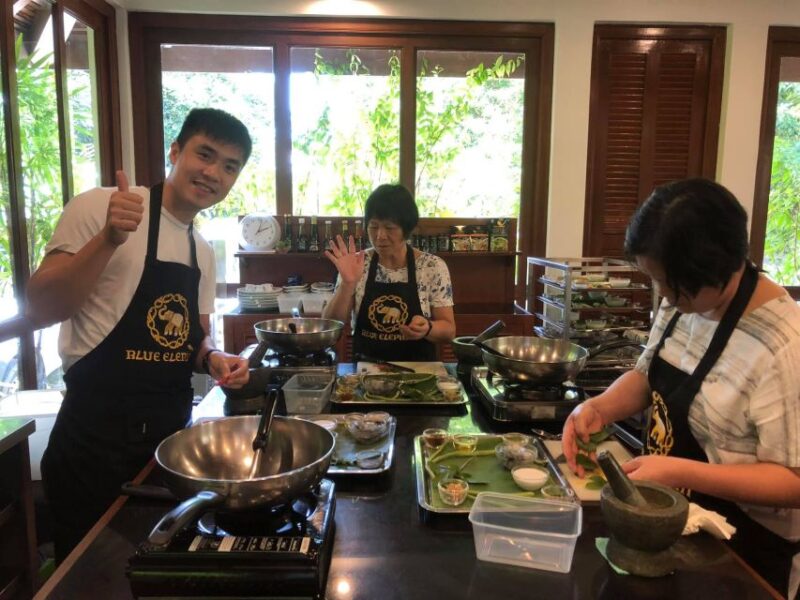 Phuket - Blue Elephant Thai Cooking Class With Market Tour - Weekly Menu Breakdown
