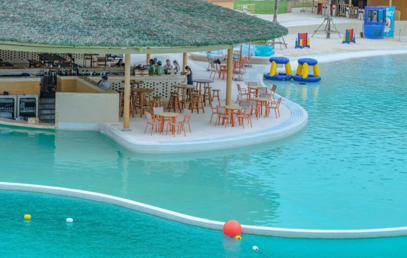 Phuket: Blue Tree Water Park and Beach Club With Transfer - Relaxation and Shopping Options