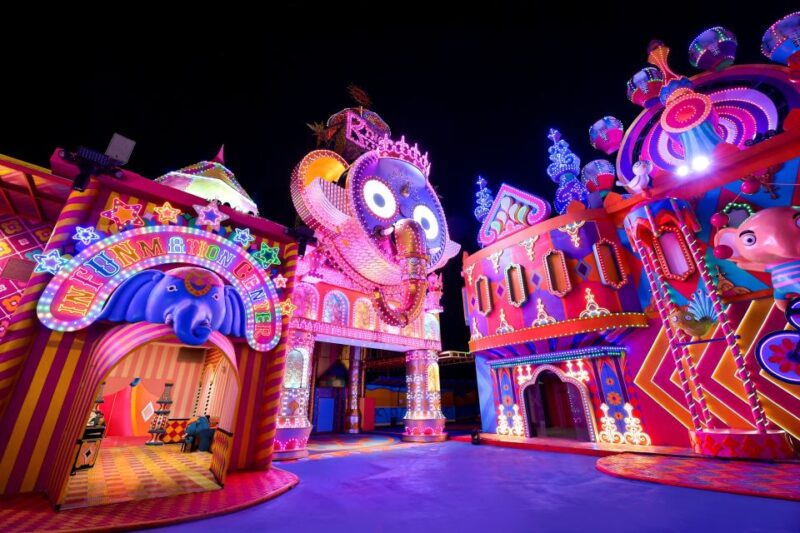 Phuket: Carnival Magic Ticket With Dinner and Transfer - Key Points