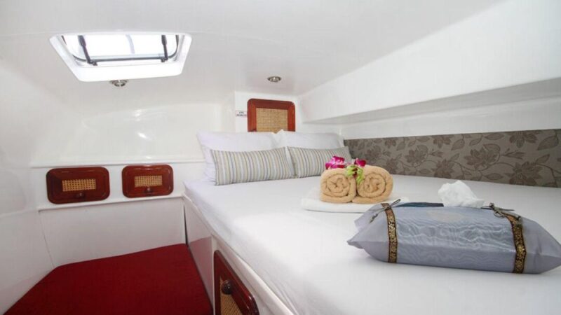 Phuket Charters: 6-Day Cabin Adventure - Included Services