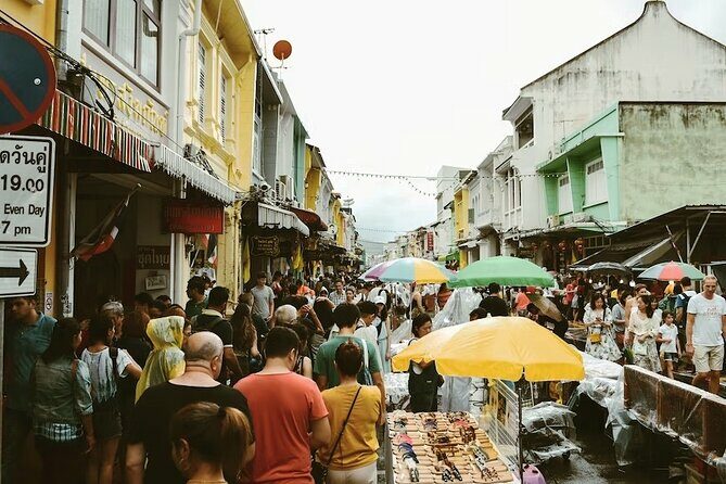 Phuket City Tour Sightseeing and Night Market Everyday - Evening at the Night Market