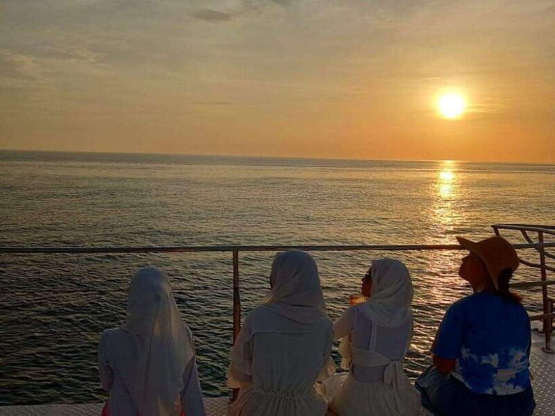 Phuket: Coral Island by Catamaran Yacht With Sunset Dinner - Highlights