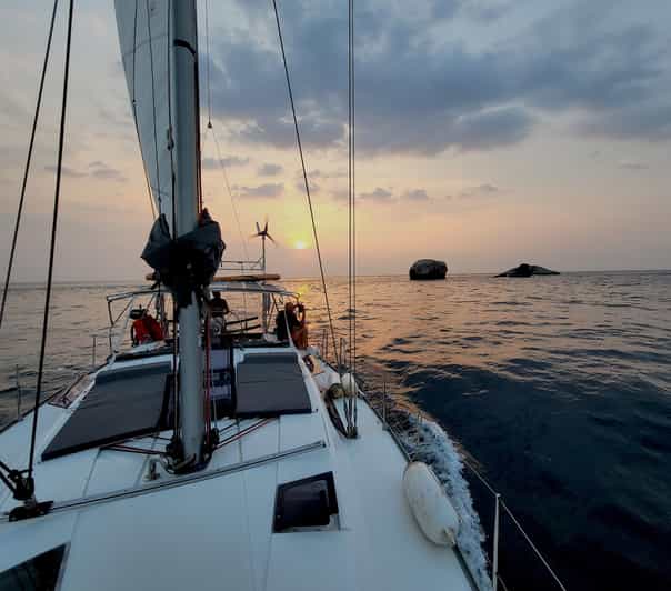 Phuket Day Sail: Private Charter, Crew & Food Included - Key Points