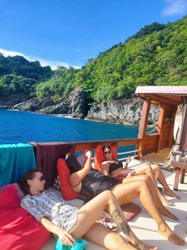 Phuket: Escape the crowds on relaxing boat (Snorkelling) - Key Points