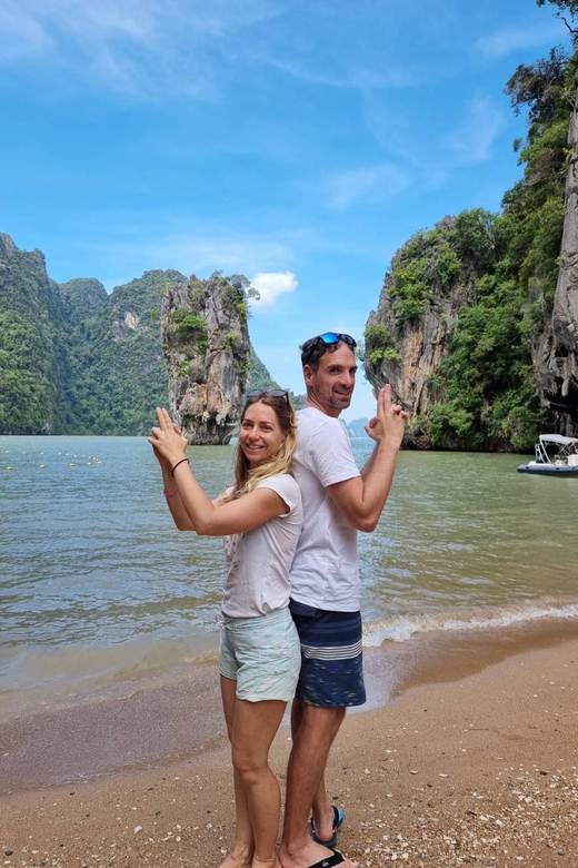 Phuket: Exclusive Trip 2 Days & 1 Night Phi Phi - James Bond - Included in the Package