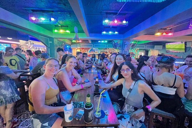 Phuket Guided Pub Crawl - Club Experience