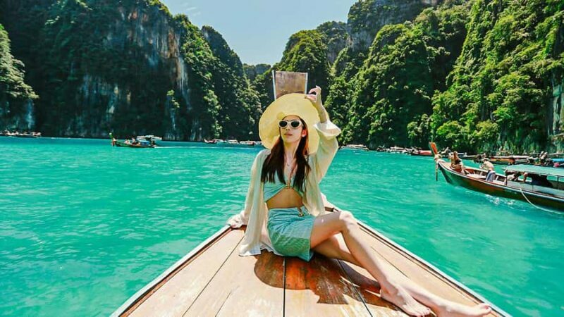 Phuket: Indigo Luxury Yacht to Phi Phi, Maya & Maithon - Key Points