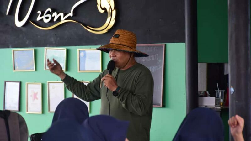 Phuket: Intara Farm & Pearl Factory Half-Day Tour with Lunch - Who Should Consider This Tour?